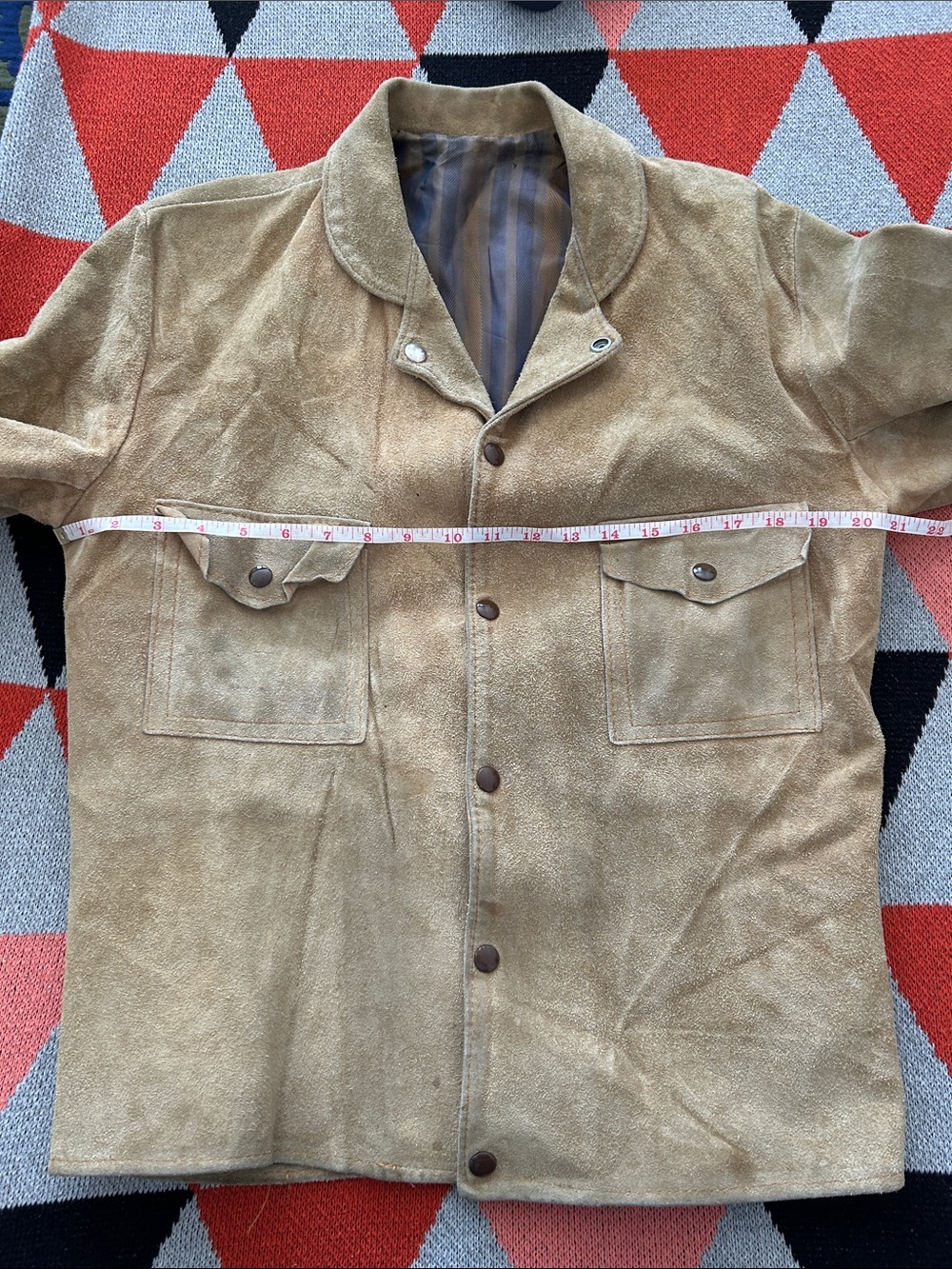 Vintage Tan Suede Jacket - Picture 12 of 13